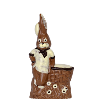 Lapin avec panier 